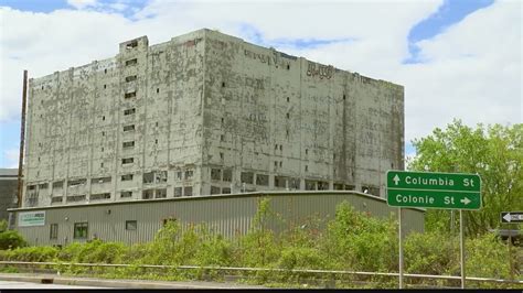 County legislators calling for the demolition of Central Warehouse